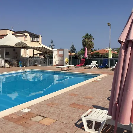 Bed & Breakfast Panarea 3*