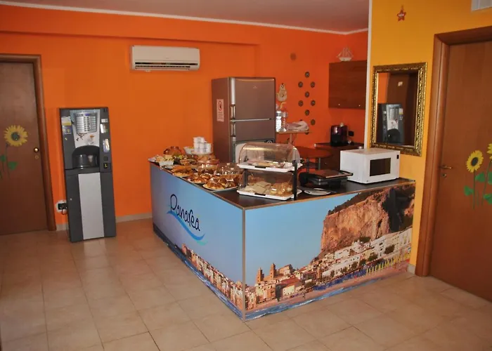 Panarea לינה וארוחת בוקר 3*