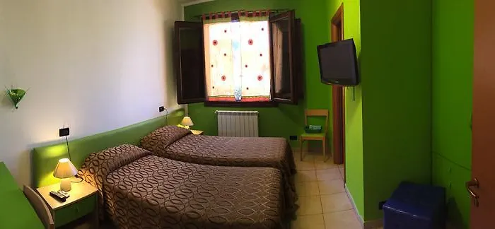 Panarea לינה וארוחת בוקר