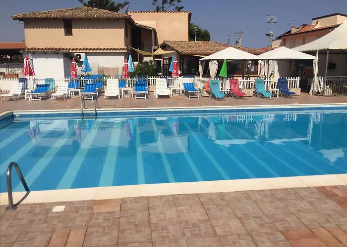 Panarea 3* צ'פאלו