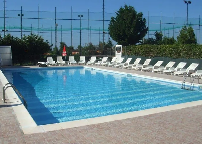 Panarea 3* צ'פאלו